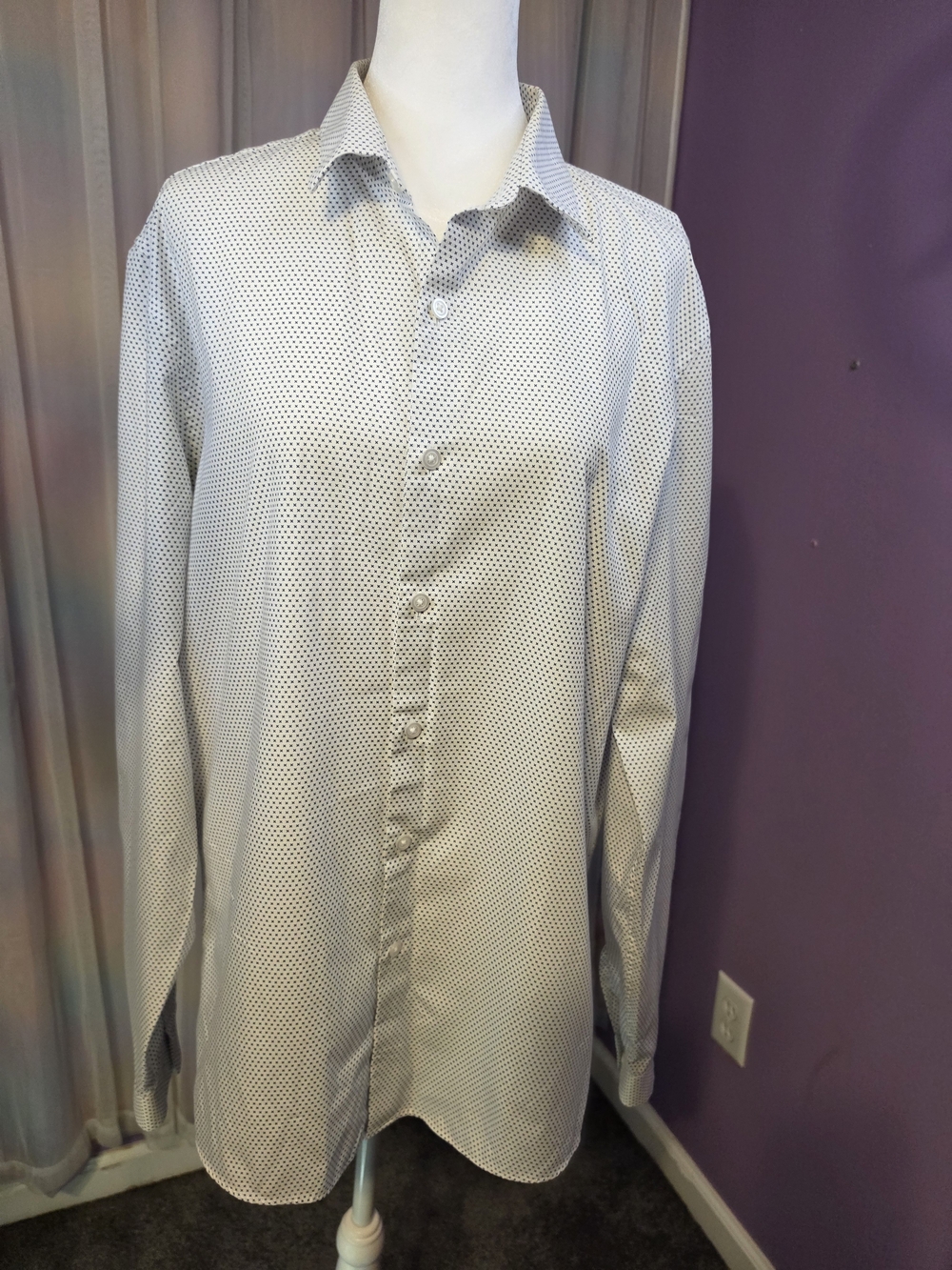 Topman White Dress Shirt with Black Micro-Dot Pattern Slim Fit Size Large(40-42)